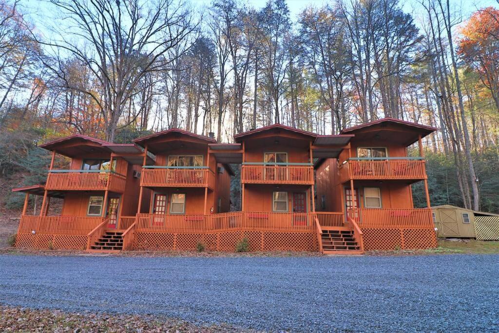 Cute Cabin Creek & Firepit #12 Helen Exterior foto